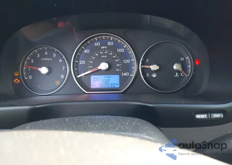 2012 Hyundai Santa Fe Se z USA, uszkodzony, nr VIN 5XYZHDAG4CG159718